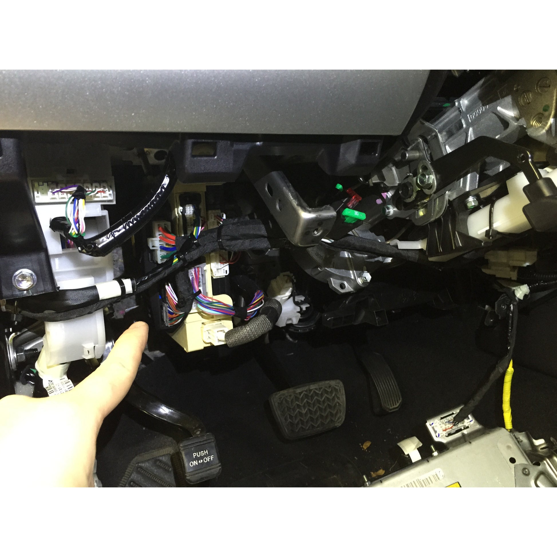 Tesa 51618 Fabric Harness Tape (BMW / Mercedes) | Interior Use | 3/4" Width x 82 Foot Length Roll - Lockdown Security